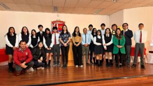Estudiantes del Liceo Mixto de Los Andes y San Felipe se midieron en competencia de debate
